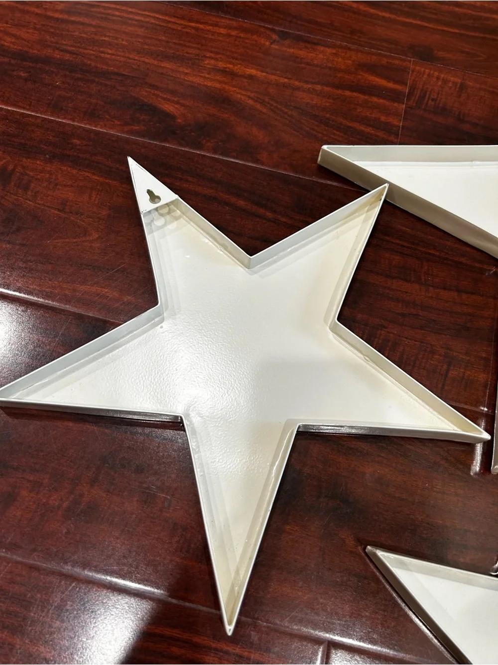 Pottery Barn set of 3 Metal stars
